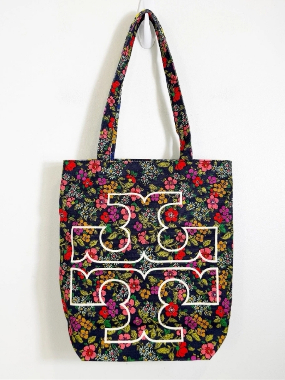 Tory Burch- Wallpaper Floral Tote Bag🌸🥀